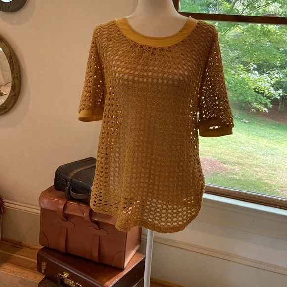 Anthropologie Angel Of The North Senoia Knit Crochet Short Sleeve Tunic top. - Picture 4 of 9